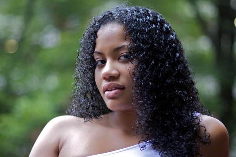 Veronica Smith - Ledge Close-up