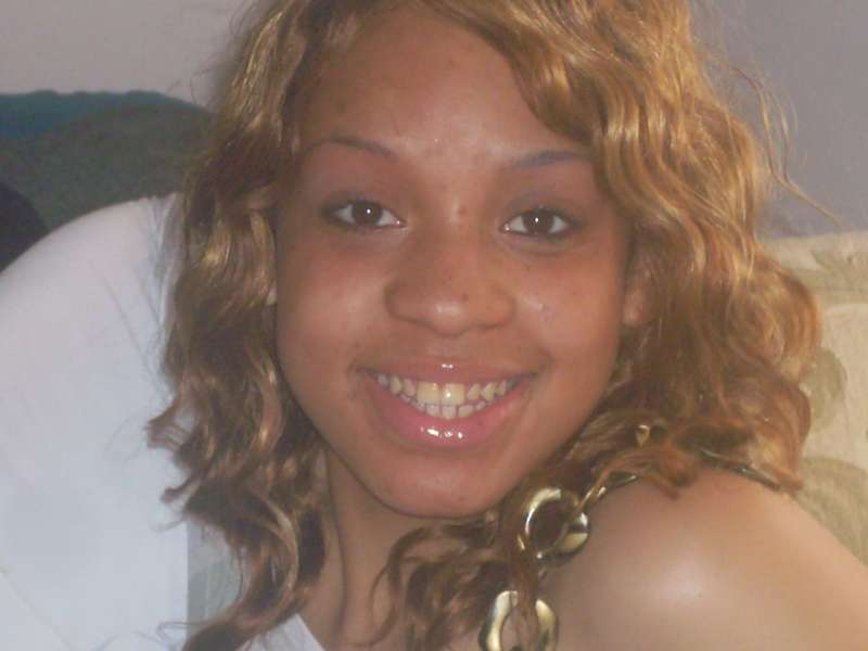 Mari - Close Up 