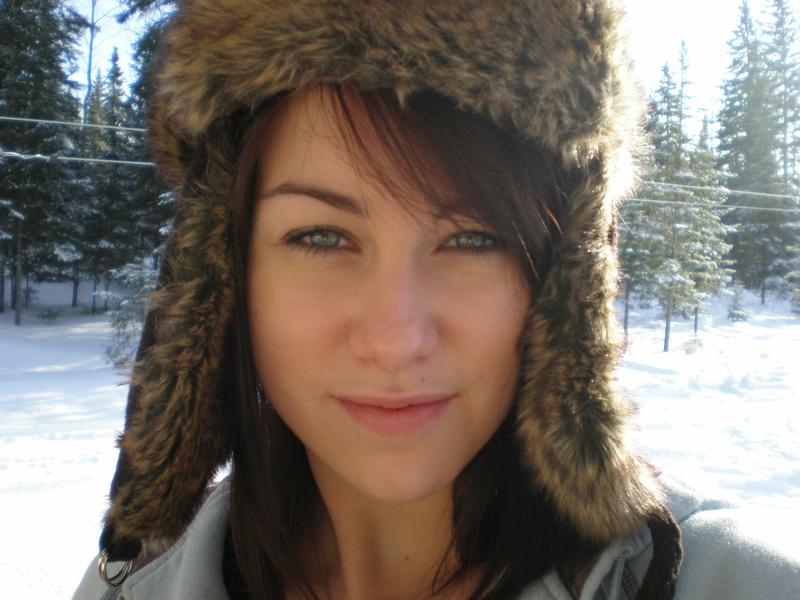 Melissa Lefebvre - Enjoying the winter