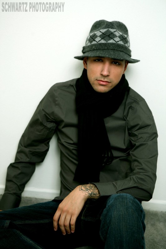 Eduardo Santos - 9