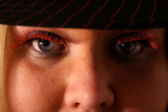 Cyren Divine - Closeup eyes May 2008