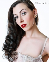 evie lovelle - Headshot