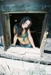Nicolle Stanic - outdoors
