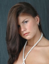 Lori - Head shot