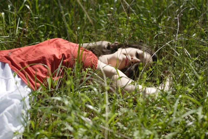 Hannah - Lying in Field