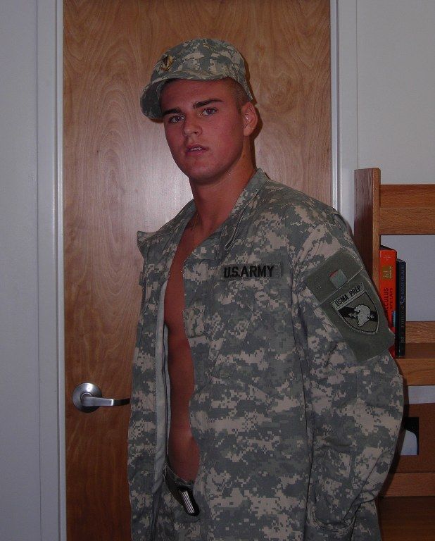 armywr11 - Gatorade add