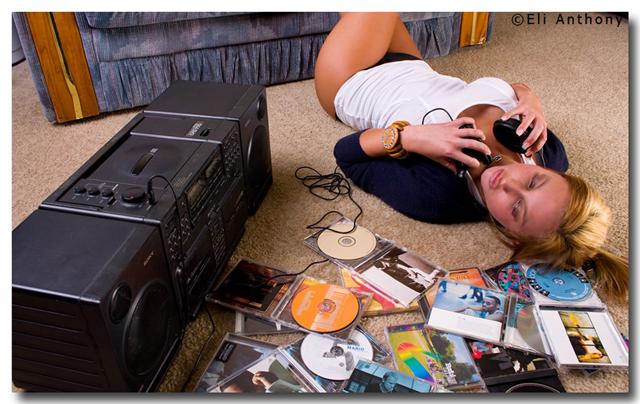 Nicole Hillsover - Jammin