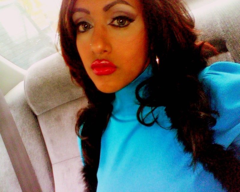 DIVAS MODEL - Make UP arist the best as my favorite..