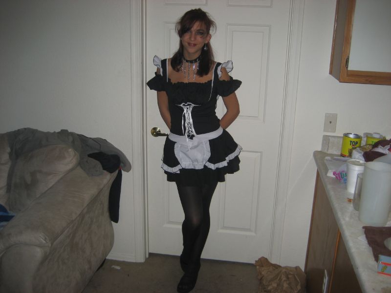 Vanima - sexy maid