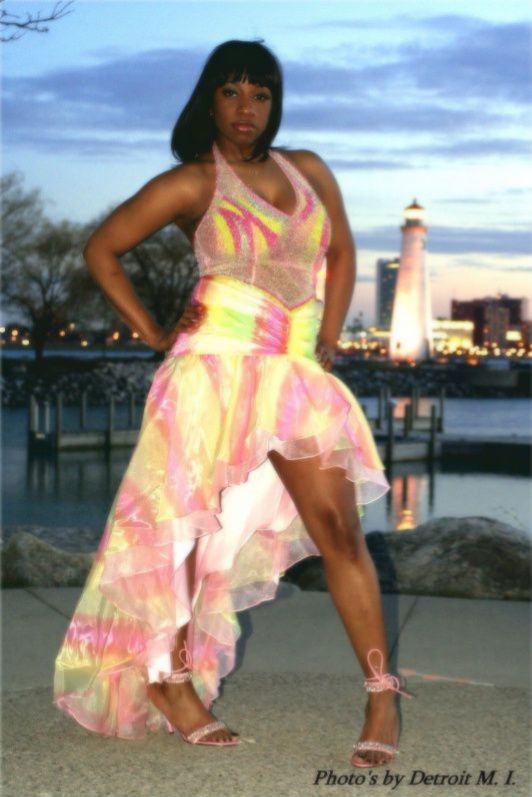 Rena LaShelle - diva in the night