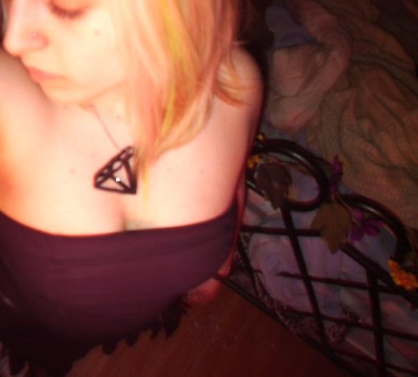 dee_t0xik - Little Black Dress