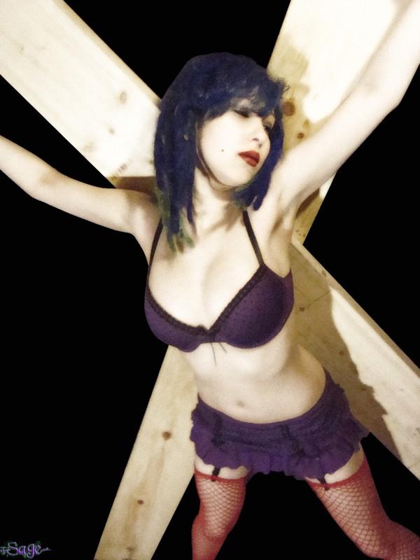 Lady Autonomous - Scorn