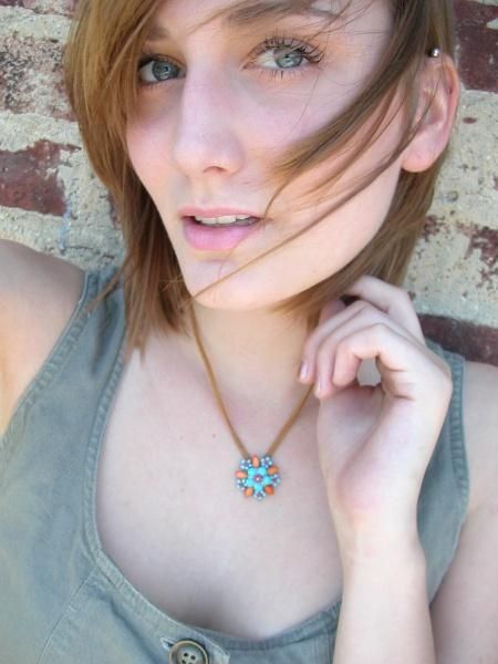 Lindseysluvinit - Self portrait