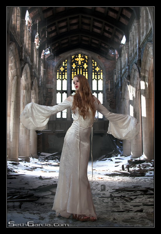 Little Alice - Gothic Angel
