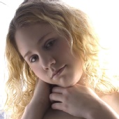 Lyzz/ Crystal Moon - Close up