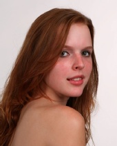 The Nicole Rae - Over Shoulder