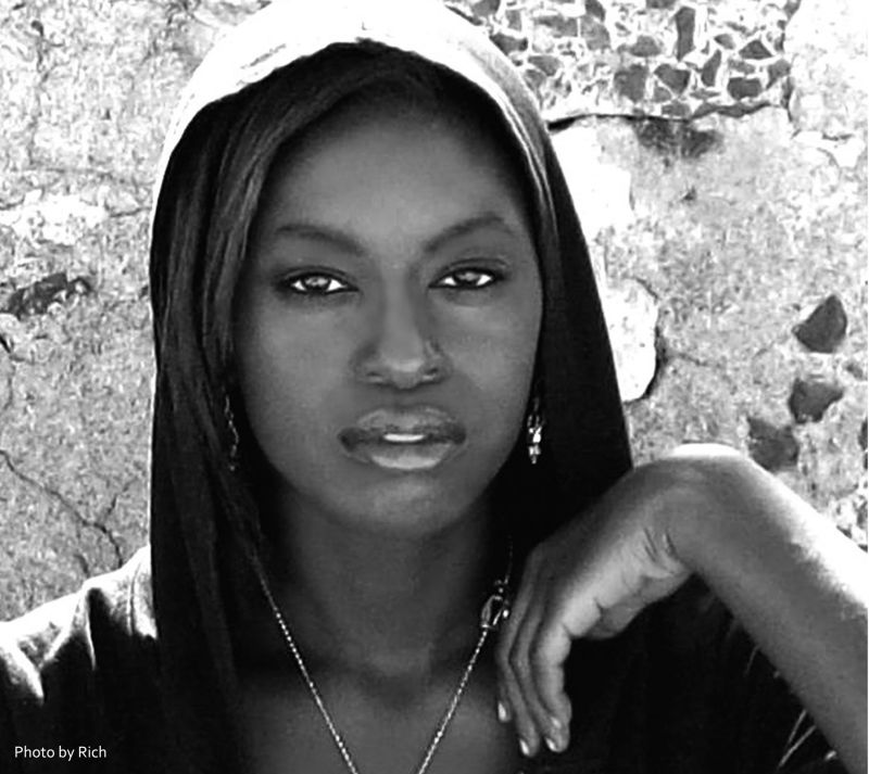 Emmanuelle - My favorite headshot