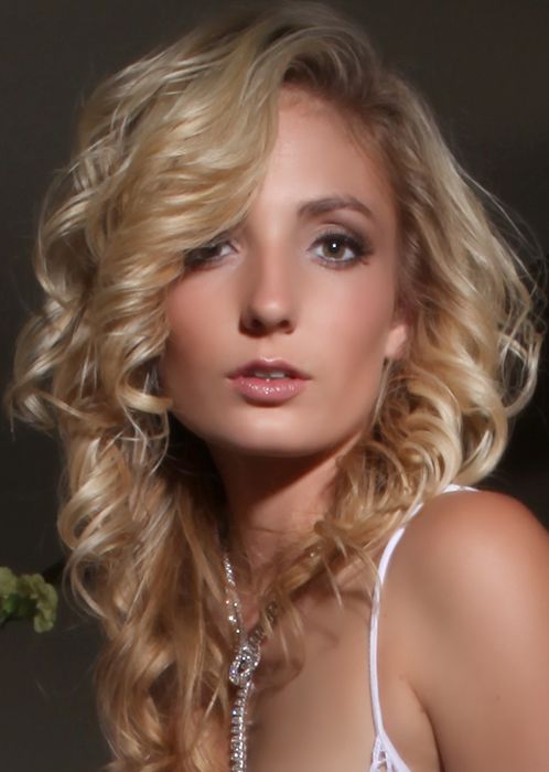 Krystal Lee - Head Shot