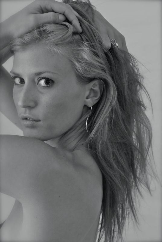 Paige Reynolds - Simple