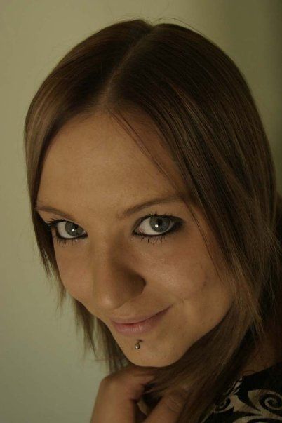 Kayla - Close Up Again