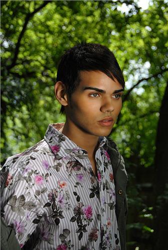 Nathan Croll