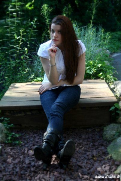 Brittany Bevans - Thoughtful Lounge2