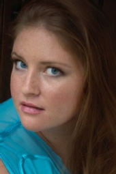 Julie null - headshot