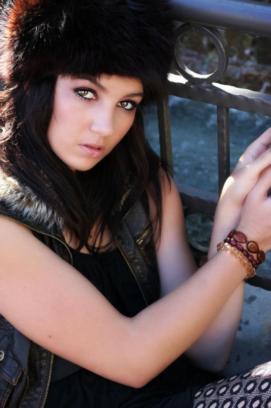 Samantha Joy - editorial