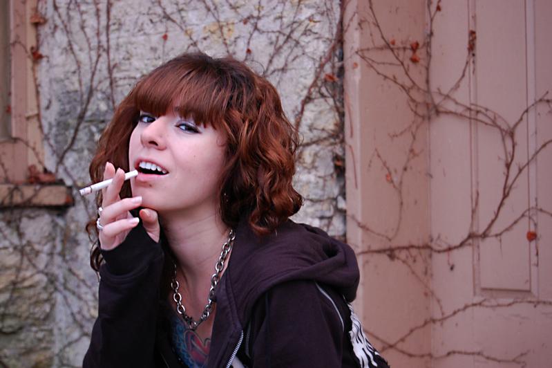 Zenevieve - Smokin' Cool