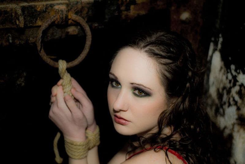 emma - Dungeon Ring