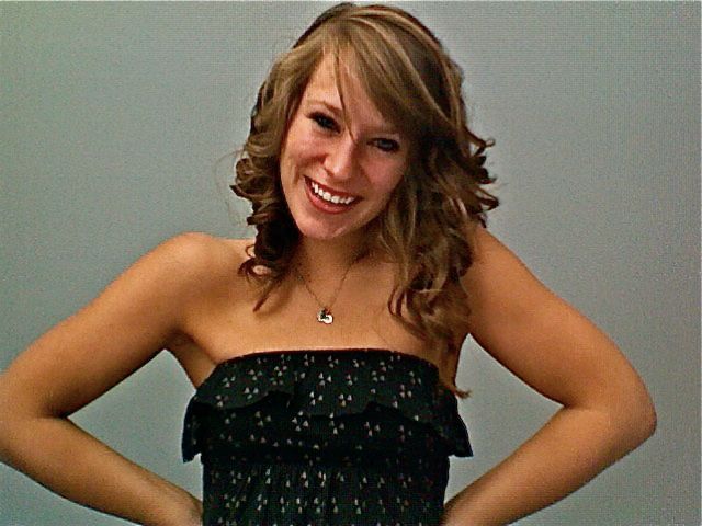 Caroline Oldfield - headshot