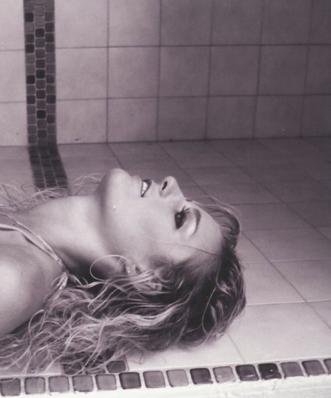 Jules Stone - Vintage Side Profile v2