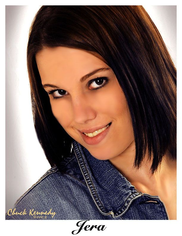 Jera - Headshot