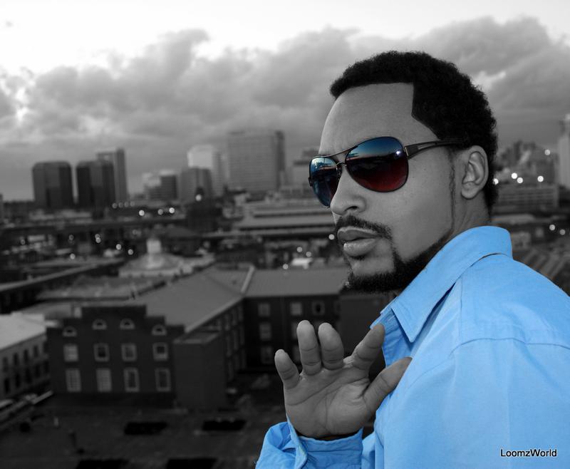 LoomzWorld - Over the City Photo Shoot