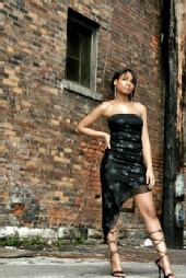Trish - Alley