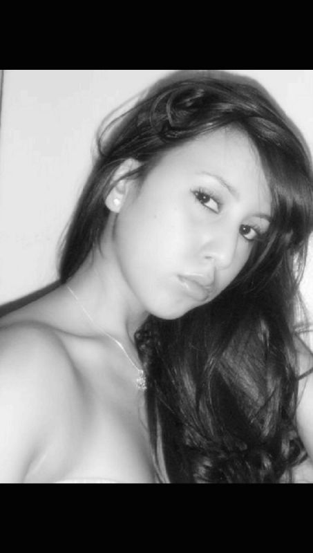 Karla - BlacknWhite 