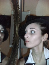 Tasha Linette - Face/Mirror