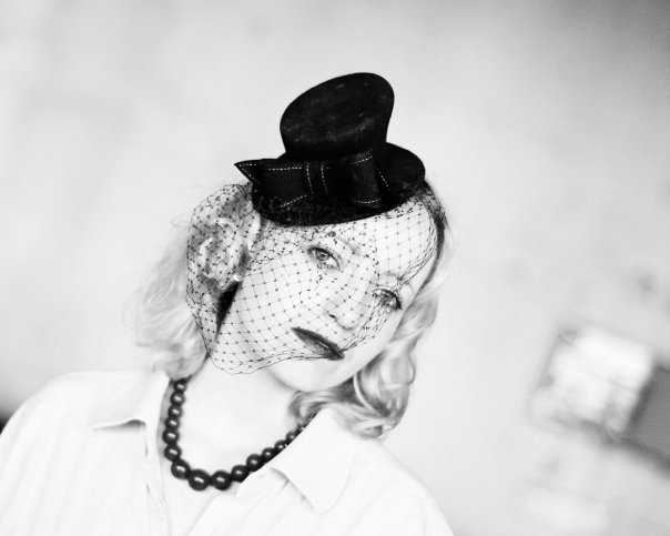 Helen Of The Dead - Dare