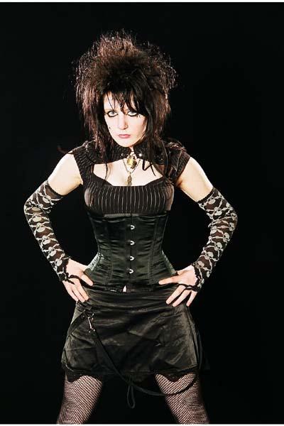 Missy - CoRsEt AnD GlOvEs