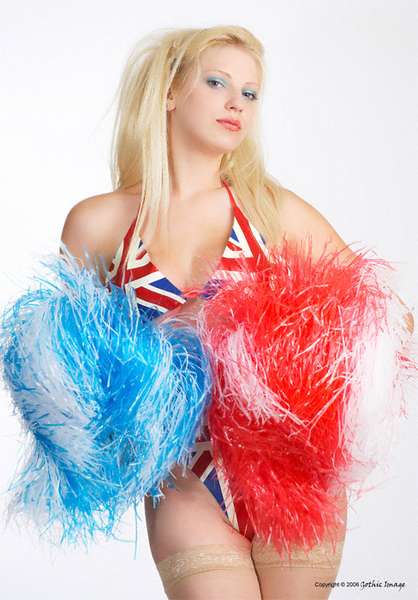 Hellen - Harlot Rouge