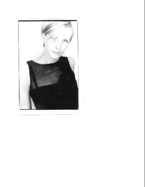 LYNNE656
