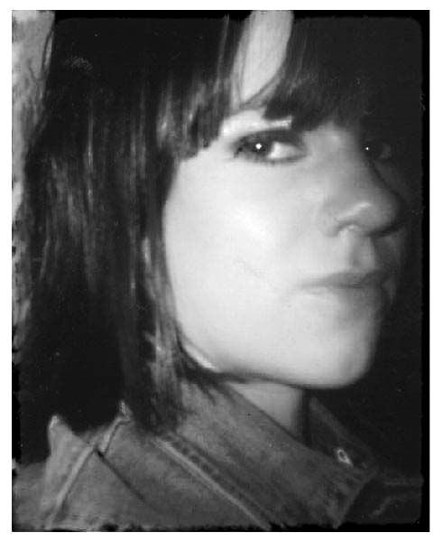 Lora - clynol,salon international 2003(red)