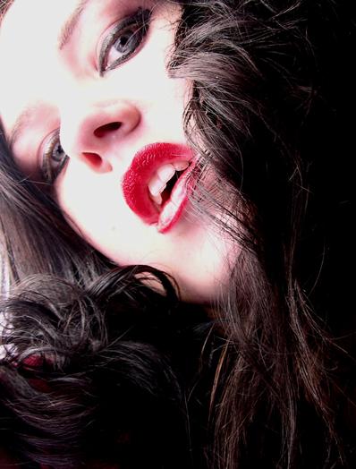 Hell Khat - Red Lips