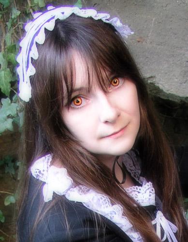 Niki - Gothic Lolita with spooky contact lenses