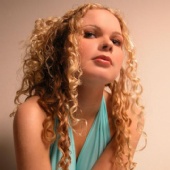Hayley10