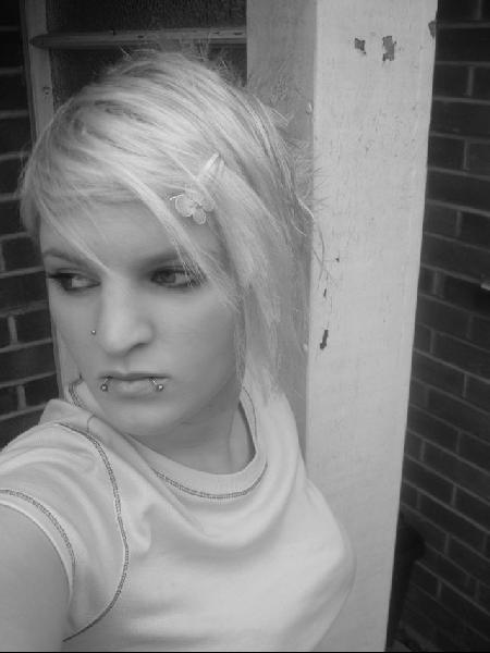 Flick - ...grey.