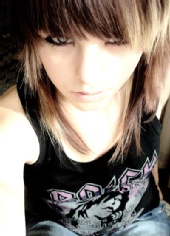 Lara - Portirat with shorter hair.