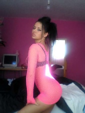 raven_beauty - just me posin away in my room haha