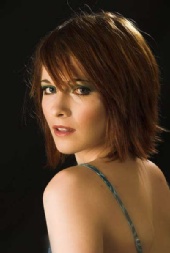 Laura Parry - Headshot 1