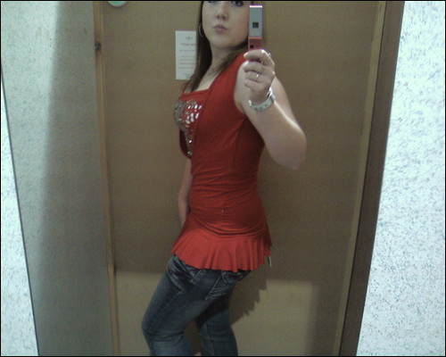 amy - ME red top